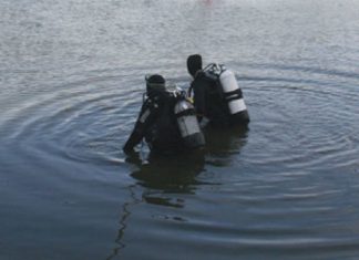 Nae Marian și Petria Rareș, scafandri în cadrul ISU „General Magheru” al Judeţului Vâlcea, au salvat o femeie căzută într-un lac de acumulare de pe râul Olt