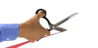 Deputatul Cristian Buican: PSD taie indemnizațiile primarilor și viceprimarilor și își bate joc de salarizarea personalului administrațiilor publice locale