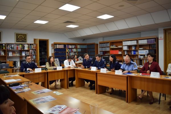 Caravana campaniei ARIPI FRÂNTE la Râmnicu Vâlcea