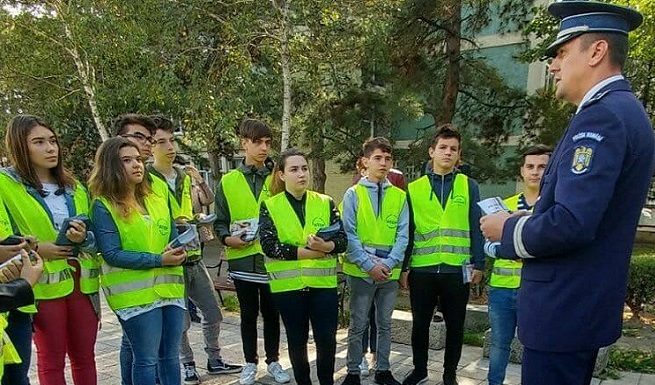 La Drobeta Turnu Severin, cea de-a patra zi a SĂPTĂMÂNII PREVENIRII CRIMINALITĂȚII, a fost dedicată prevenirii violenței în familie
