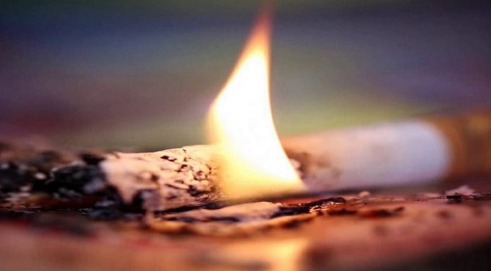 Râmnicu Vâlcea: Casă afectată de un incendiu izbucnit pe strada Libertății