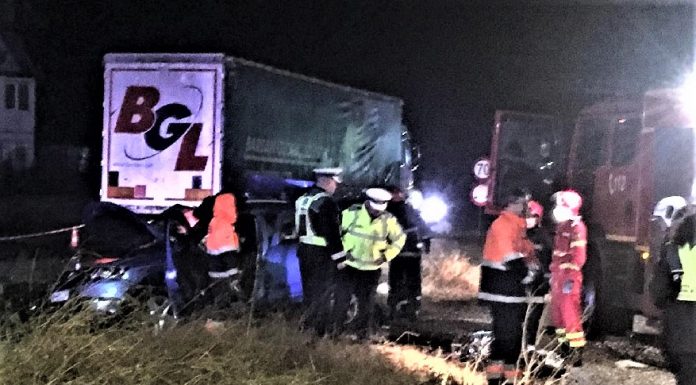 Accident mortal pe centura oraşului Drobeta Turnu Severin – autoturismul unui medic a fost zdrobit de un TIR