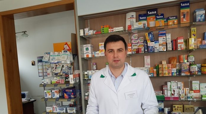 La 28 de ani, un farmacist român lansează o linie proprie de produse dermato-cosmetice
