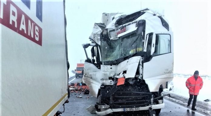 Mehedinți: Accident pe DN 56, în zona pădurii dintre Rogova și Vânju Mare