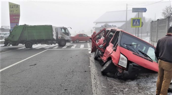 Vâlcea: Microbuz implicat într-un accident rutier produs pe DN 7, la Milcoiu
