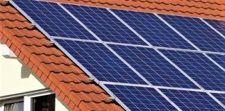 Panouri fotovoltaice instalate fără autorizație de construire