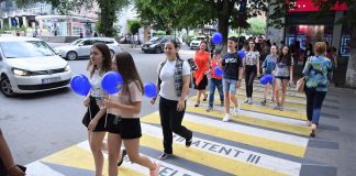 6 din 10 elevi de gimnaziu cunosc regulile principale de conduită în trafic