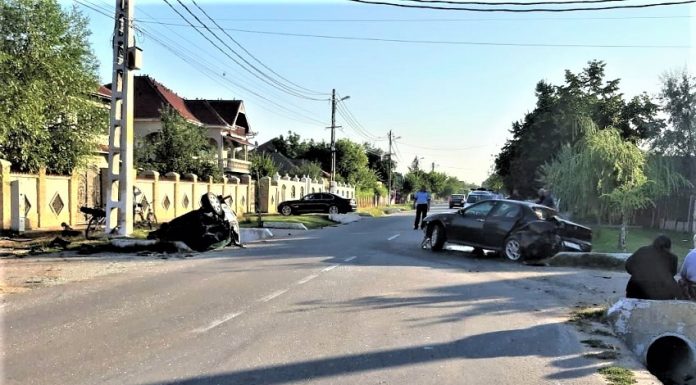 Dolj: A adormit la volan și a ajuns cu roțile în sus într-un șanț din comuna Cerăt