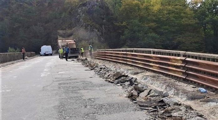 Președintele CJ Vâlcea, Constantin Rădulescu: Podul de pe DJ 703 M Perișani – Cornet a intrat în reabilitare