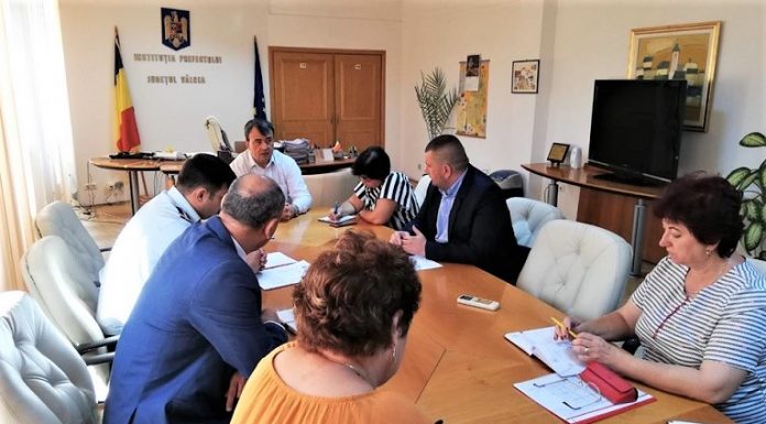 Rezolvarea problemelor din școli, o prioritate pentru prefectul de Vâlcea, Florian Marin