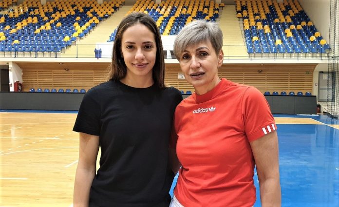 Mariana și Sorina Tîrcă, mama și fiica, antrenament pe semicerc