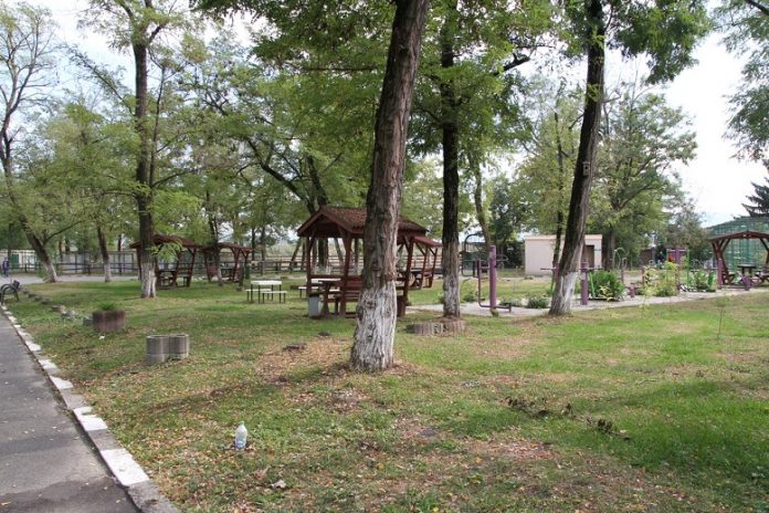 Ramnicu Valcea - Gradina Zoologica din Ostroveni