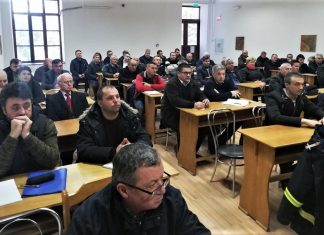 Primari instruiţi la ISU Mehedinți