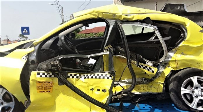 Craiova: Accident cu cinci victime, produs de un taximetrist pe strada Câmpia Islaz