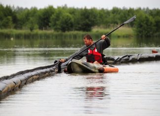 Ziua Mondială a Mediului, sărbătorită la Craiova prin montarea pe râul Jiu a unei bariere plutitoare pentru colectarea deșeurilor