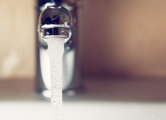 Factura la întreţinere e piperată? Iată ce probleme ale instalaţiei sanitare duc la un consum ridicat de apă!