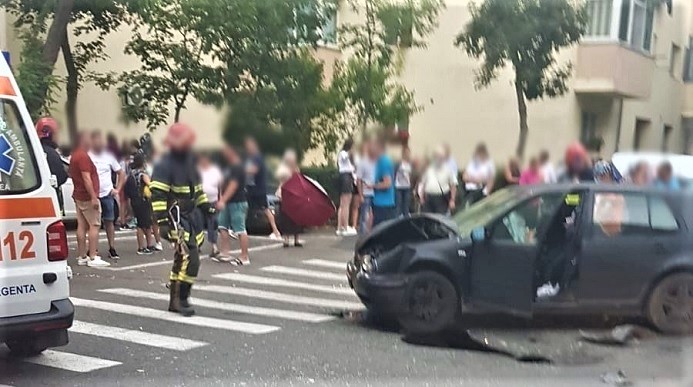 Ramnicu Valcea - Accident rutier la intersectia strazilor Marin Sorescu - Ion Luca Caragiale
