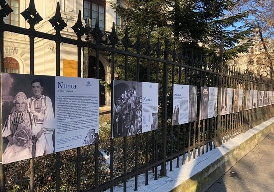 Expoziția „Casa Regală a României, păstrătoare și promotoare a tradițiilor românești” Expoziția „Casa Regală a României, păstrătoare și promotoare a tradițiilor românești”
