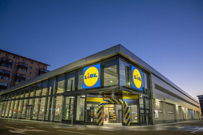 LIDL majorează veniturile în companie niciun vânzător nu va realiza un venit mediu lunar mai mic de 4400 lei brut LIDL majorează veniturile în companie niciun vânzător nu va realiza un venit mediu lunar mai mic de 4400 lei brut