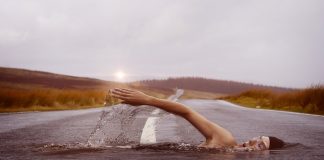 Bill Gates: Gândiți-vă la climă ca la o cadă care se umple încet cu apă