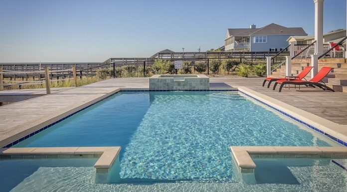 Alegeti o pompa hidromasaj Breton 1500 plus alte accesorii pentru piscine, de pe Piscineservice.ro