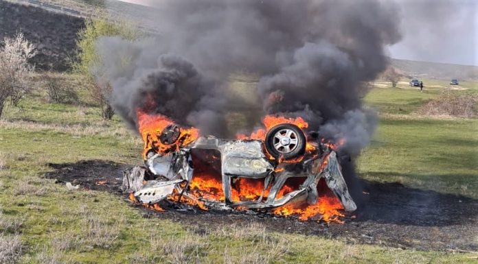 Vâlcea: Accident la CHE Ionești – o mașină a sărit de la 30 de metri și a luat foc