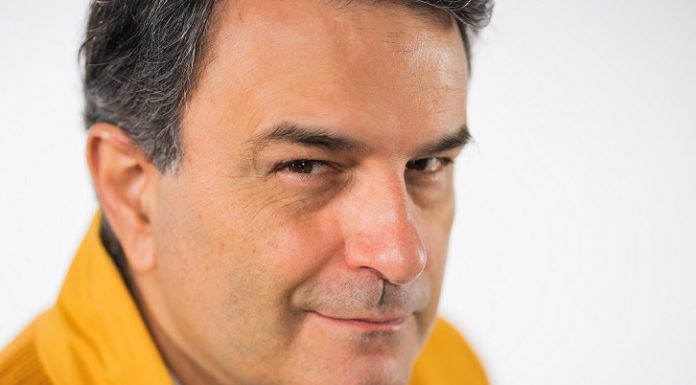 Lucian Mîndruță pleacă din nou cu autorulota prin țară, să facă o emisiune… deplasată