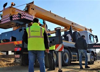 Macara de mare tonaj achiziționată cu fonduri europene de Compania de Apă Oltenia