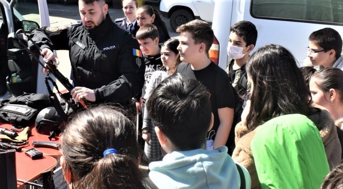 Ziua Porților Deschise pe platoul IPJ Olt marchează 200 de ani de la inființarea Poliției Române