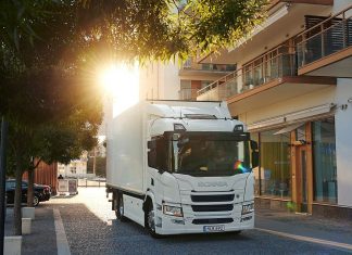 Camion Scania complet electric, de 64 de tone, pentru transport frigorific