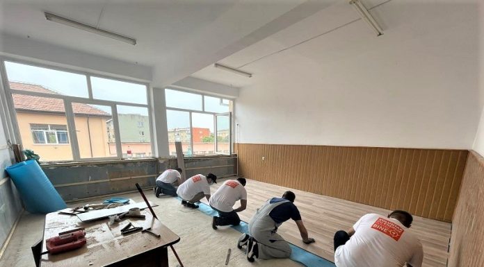 Școala Gimnazială „Regele Mihai I” din Drobeta Turnu Severin are o nouă bibliotecă