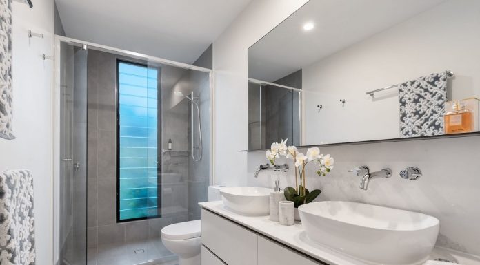 Cum alegi cea mai bună baterie pentru baie: 5 sfaturi