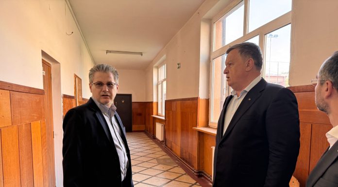 Decizia strategică a Universității este aceea de a avea un pol de învățământ superior la Râmnicu Vâlcea