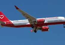 Atenție la costul real al biletelor de avion. Taxele ascunse pot dubla prețul călătoriei, avertizează o companie aeriană