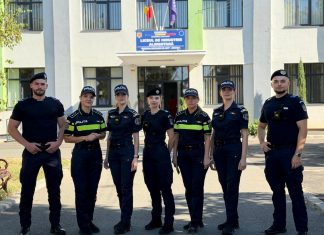Jandarmii și polițiștii doljeni, acțiuni în școli pentru siguranța elevilor