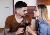 Studiu despre tineri și viața sexuală: 79,2% au folosit prezervativul la primul contact, iar 74,3% spun că au avut o experiență sub influența alcoolului