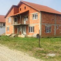 Casa rosu, cartier nou Cihei (sanmartin) toate utilitatile