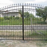 Poarta din fier forjat Model P40