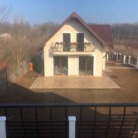 Vand vila, satul Izvorani