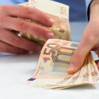Obțineți împrumuturile de bani