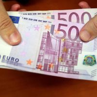1Servicii de împrumuturi de bani (bani.imprumuta5@gmail.com)