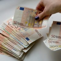 Bani pentru a împrumuta în serios în 72 de ore