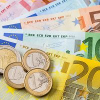 Ma adresez tuturor oamenilor care au nevoie de credit de urgenta
