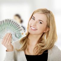 Încheiați-vă grijile financiare astăzi și visele voastre se vor împlini în curând
