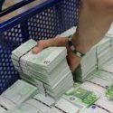 Sunt un grup de investitori privați sau de creditare, dornici să investească fonduri semnificative